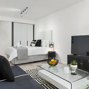  Apartment Table Mountain View Centre Tranquil And Elegant